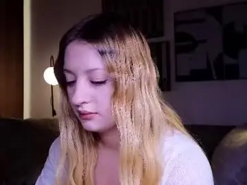 Chaturbate Live Sex Cam of mysmila