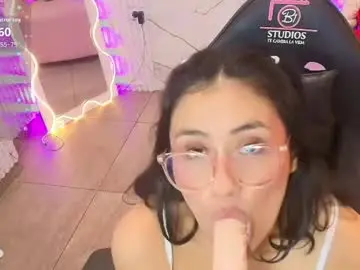 Chaturbate Watch Live Sex Cams of peachy_tay