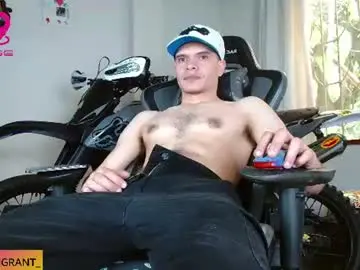Chaturbate Free Live Porn of ash_wingrant