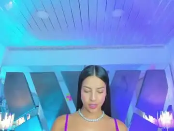 Chaturbate Live Sex Cam of vivian_monroe
