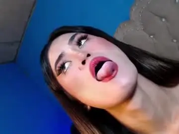 Chaturbate Live Porn of xalex_dicker_offx