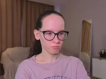 Chaturbate Best live sex cam show of lynettebails