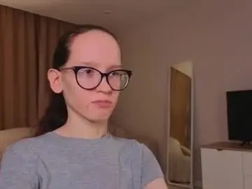 Chaturbate Live Sex Cam of lynettebails