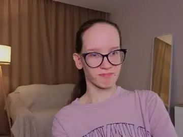 Chaturbate Watch Live Sex Cams of lynettebails