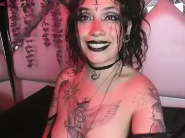 Chaturbate Live Sex of fenix_lilith69