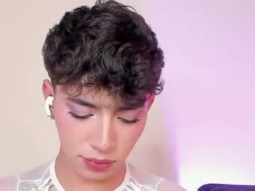 Chaturbate Live Sex Cam of evan_voss