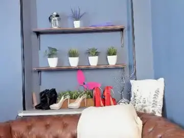 Chaturbate Live Sex Cam of jessica_foxie