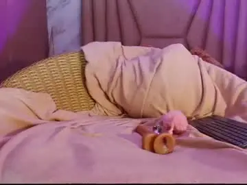 Chaturbate Free Porn Cam of samara_glow