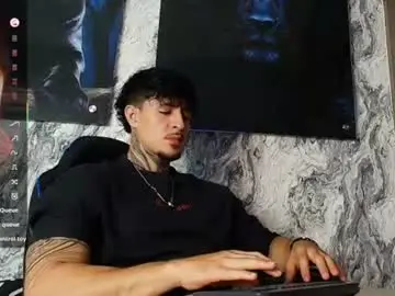 Chaturbate Live Sex Cam of jeins_carter
