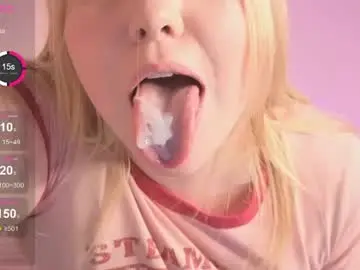 Chaturbate Free Porn Cam of amazongirls