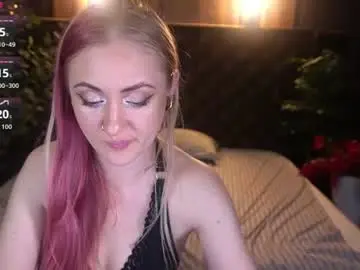Chaturbate Watch Live Sex Cams of dramaquenn