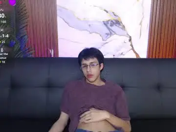 Chaturbate Adult Video Chat of martin_tay