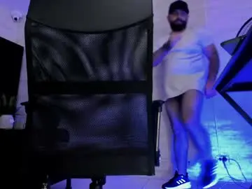 Chaturbate Live Sex of jhon_bear02