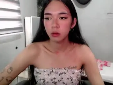 Chaturbate Watch Live Sex Cams of miatrixs
