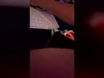 Chaturbate Watch Live Sex Cams of waynedangle