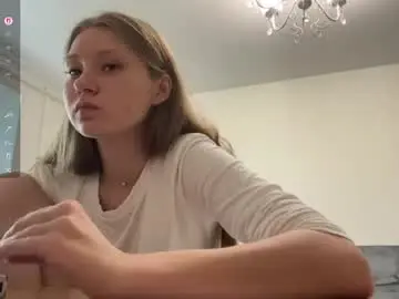 Chaturbate Watch Live Sex Cams of lucindascercy