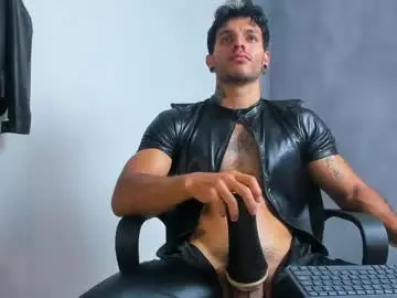Chaturbate Live Sex Cam of juanbladde