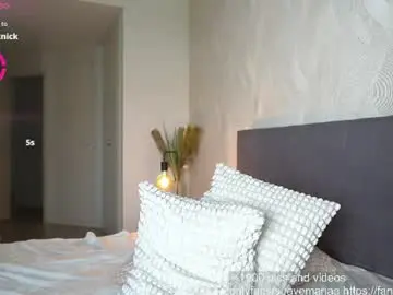 Chaturbate Live Sex Cam of miss_juliaa