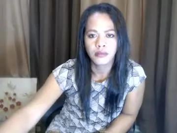 Chaturbate Watch Live Sex Cams of reyna_33mhalia
