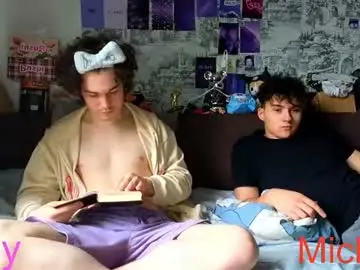 Chaturbate Free Porn Cam of ololkd