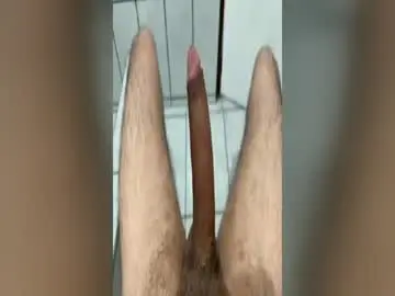 Chaturbate Live Sex Cam of cumman00