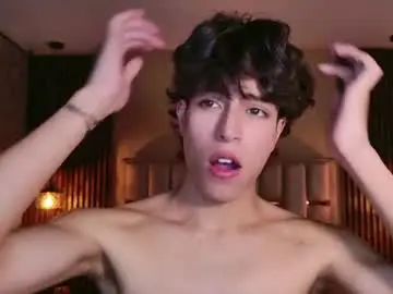 Chaturbate Free Live Porn of michaell_peters