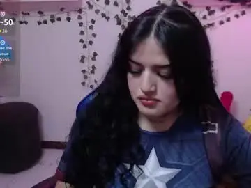 Chaturbate Best live sex cam show of sari_belle
