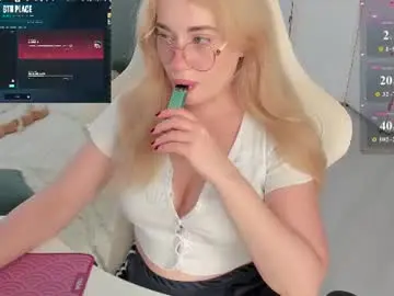 Chaturbate Free Live Porn of i_want_you_eva