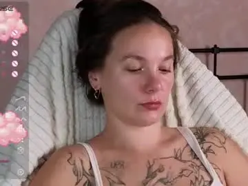 Chaturbate Watch Live Sex Cams of lil_luna_x
