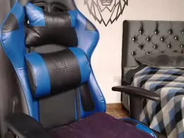 Chaturbate Live Porn of pupi_wolf