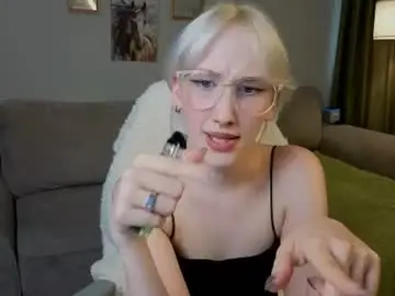 Chaturbate Live Porn of chrome_nova