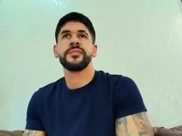 Chaturbate Live Porn of petesevans_1
