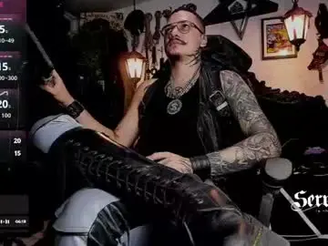 Chaturbate Free Porn Cam of allanhurtss