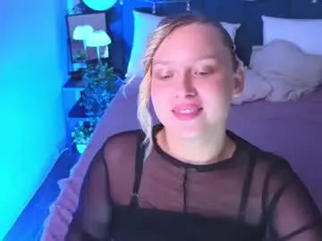 Chaturbate Live Sex Cam of angelic_coy