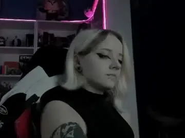 Chaturbate Free Porn Cam of holy_mistresss