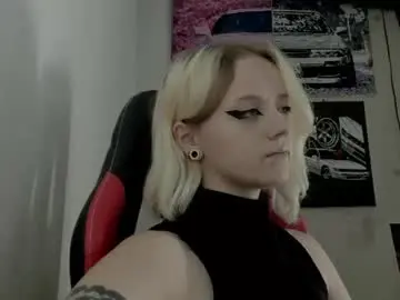 Chaturbate Live Porn of holy_mistresss