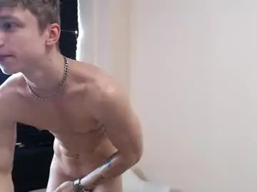 Chaturbate Live Sex Cam of marc_solo