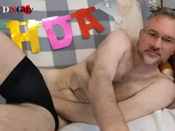 Chaturbate Sex Chat of fluffycdnguy