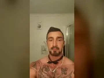 Chaturbate Live Sex Cam of benhard90
