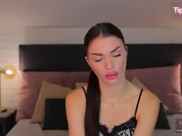 Chaturbate Watch Live Sex Cams of cherry__kiss