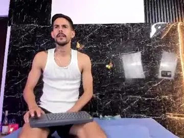 Chaturbate Nude Webcam of leo_vesper