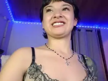 Chaturbate Best live sex cam show of mariaajuana_