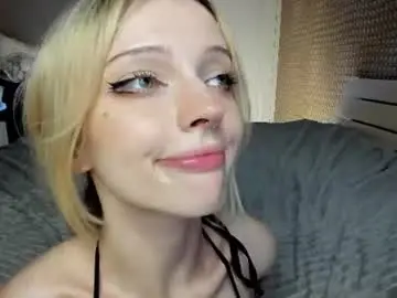 Chaturbate Watch Live Sex Cams of milinamarvelous