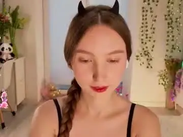 Chaturbate Live Sex Cam of annamarie_foryou