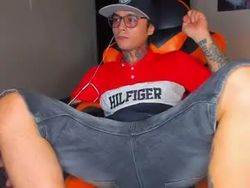 Chaturbate Live Porn of enjoymycock99