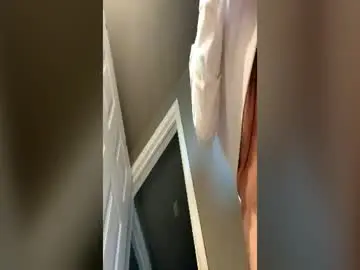 Chaturbate Free Live Porn of summerpoolman