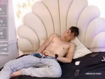 Chaturbate Best live sex cam show of danteandviolete_cr