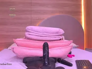 Chaturbate Watch Live Sex Cams of dannaberlin