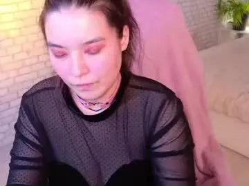 Chaturbate Live Sex Cam of momorins