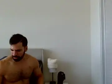 Chaturbate Live Sex Cam of therealkingyoshi